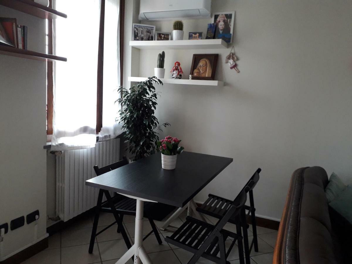 Ferienwohnung Ieo - Humanitas - Milano Centro A 15 Minuti Locate di Triulzi Exterior foto